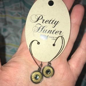 Pretty Hunter Earrings